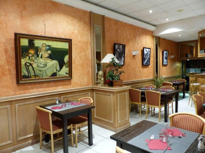 Le Lion D'Or Selles-sur-Cher Exterior foto